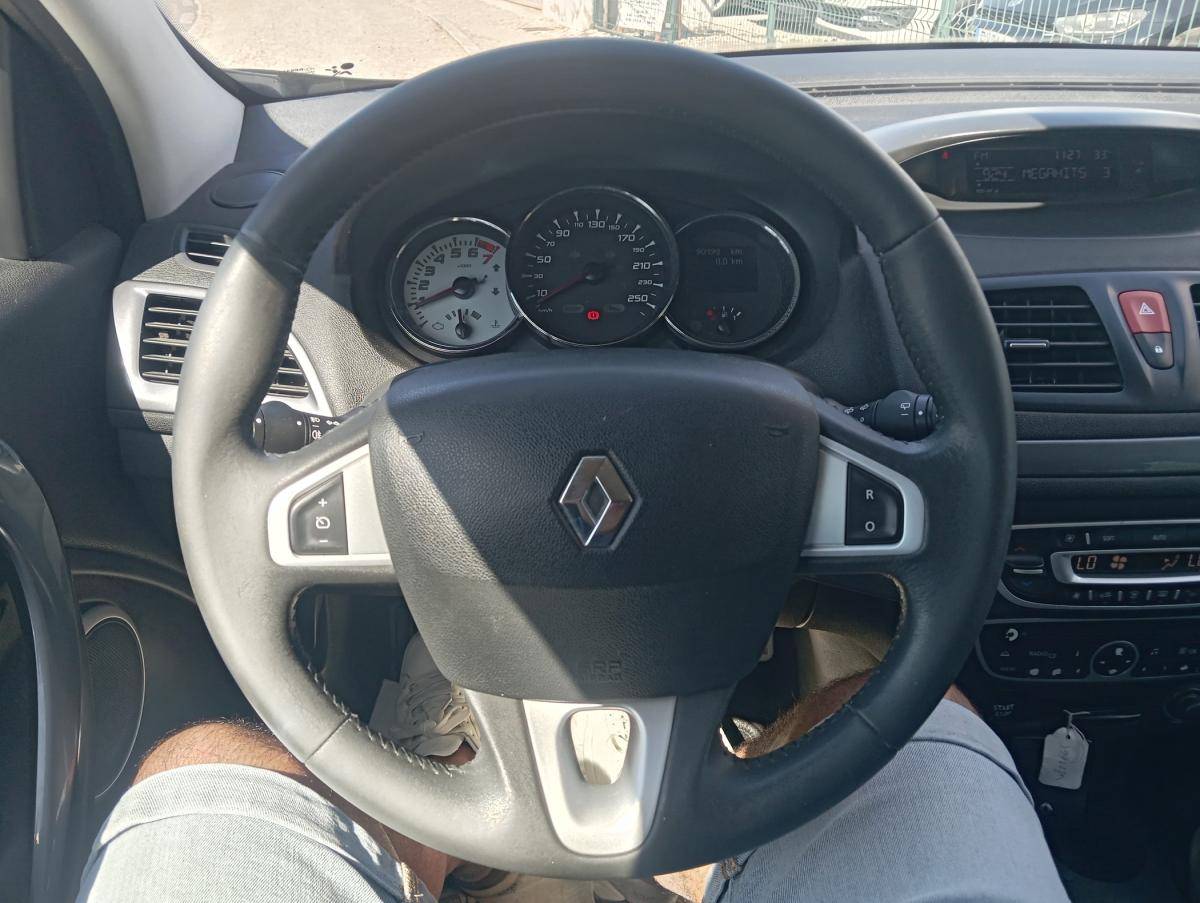 renault-megane-sport-tourer-2010-gasolina-1397cc