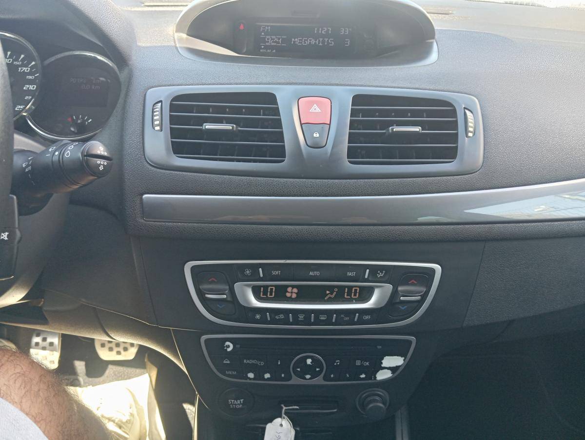 renault-megane-sport-tourer-2010-gasolina-1397cc