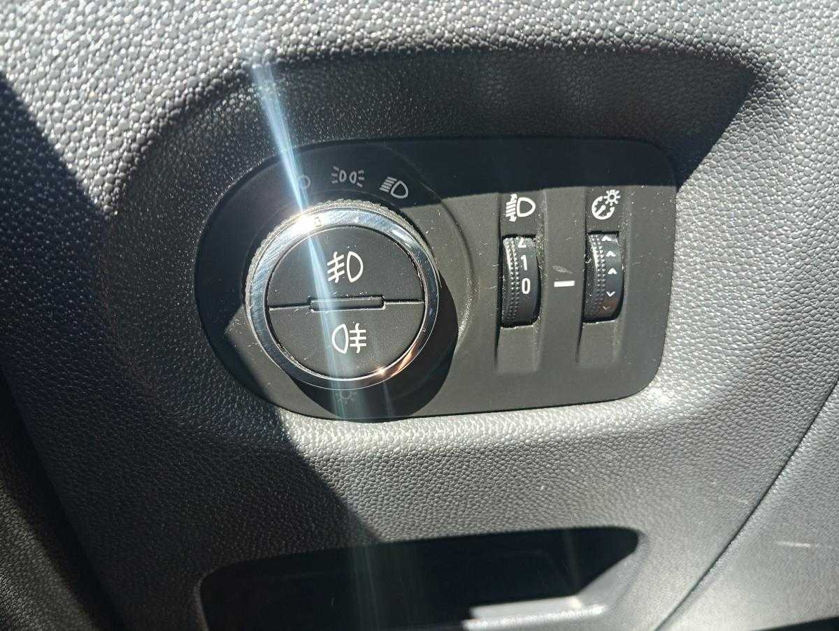 opel-corsa-2011-gasolina-1229cc