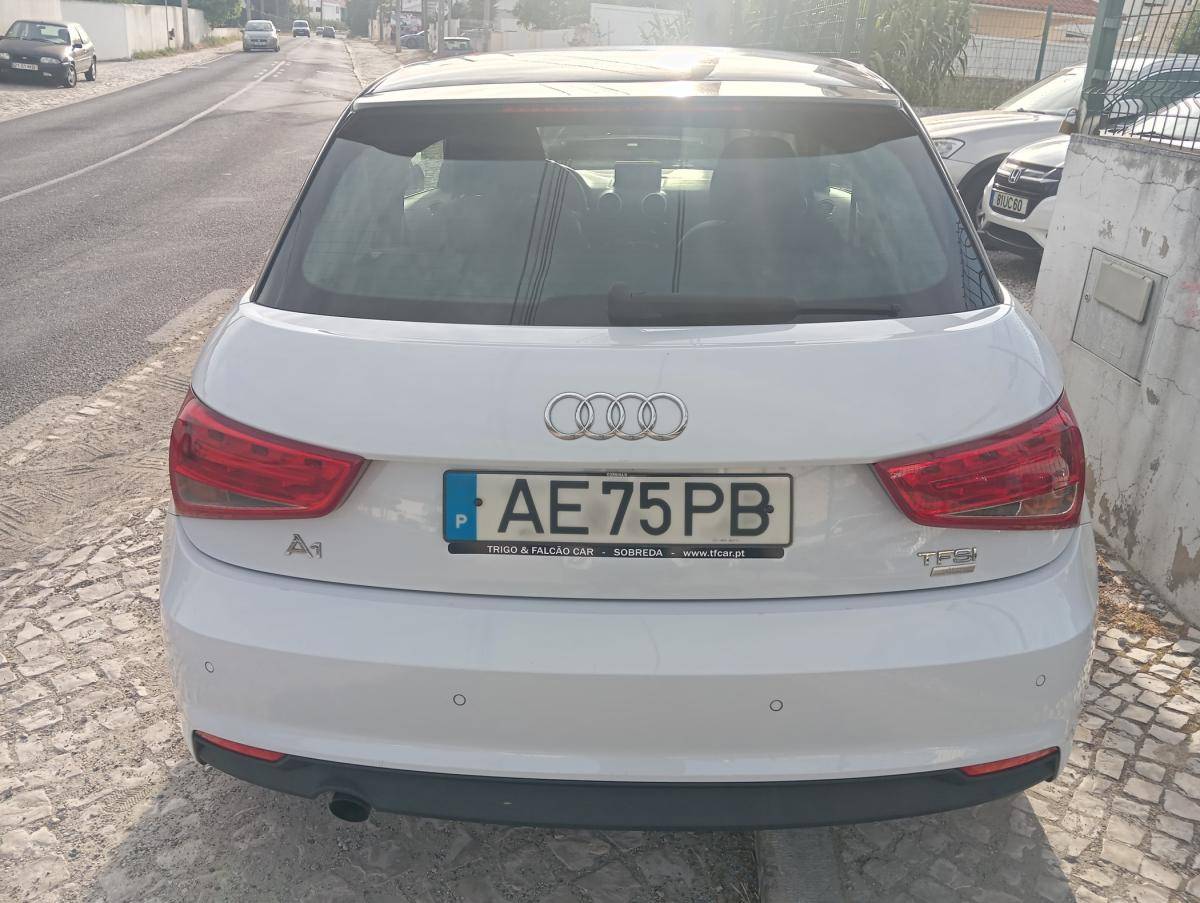 audi-a1-2015-gasolina-999cc