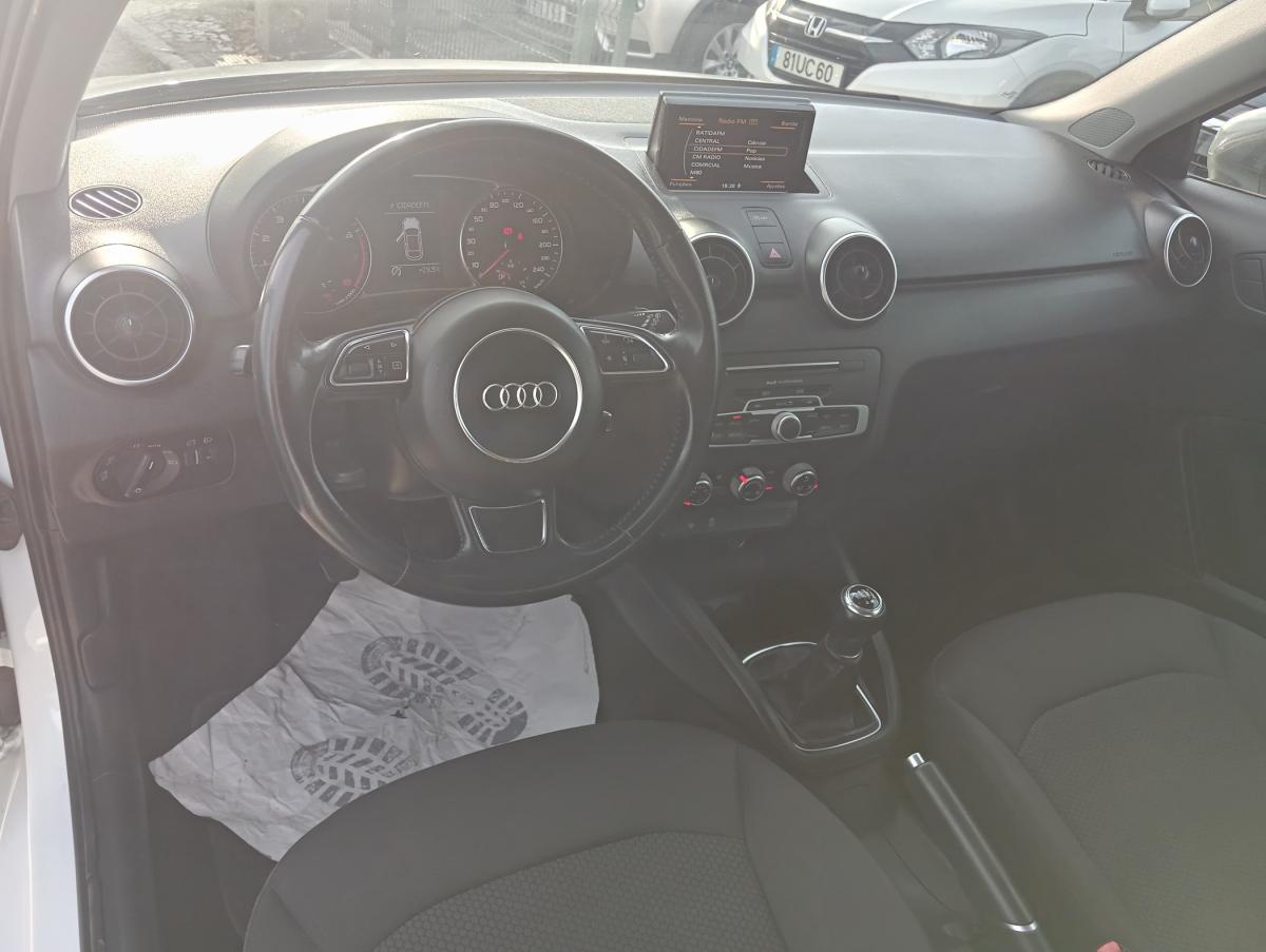 audi-a1-2015-gasolina-999cc