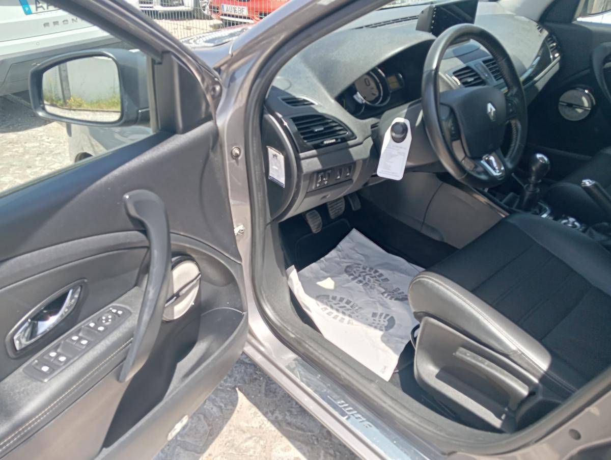 renault-megane-2014-gasolina-1197cc