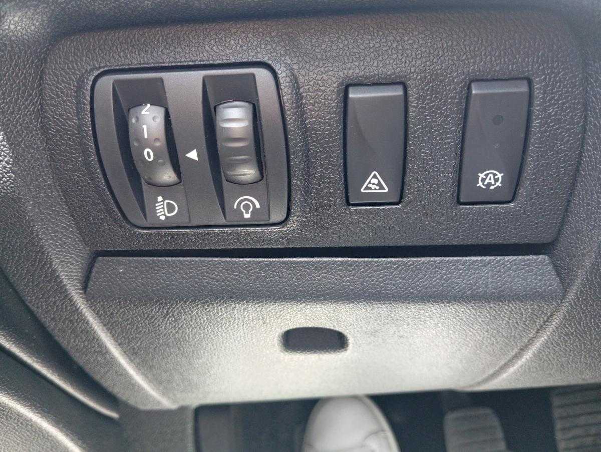 renault-megane-2014-gasolina-1197cc