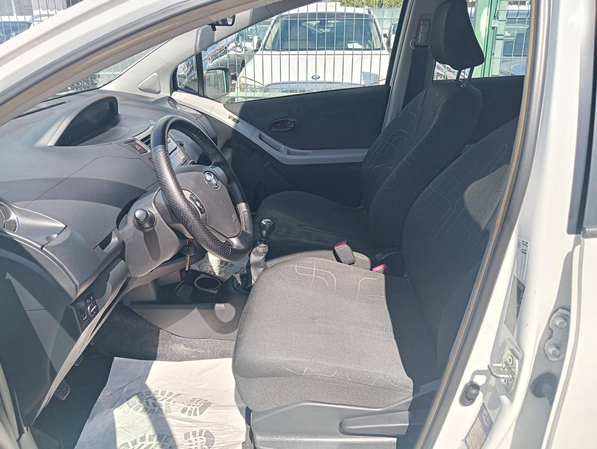 toyota-yaris-2010-diesel-1364cc