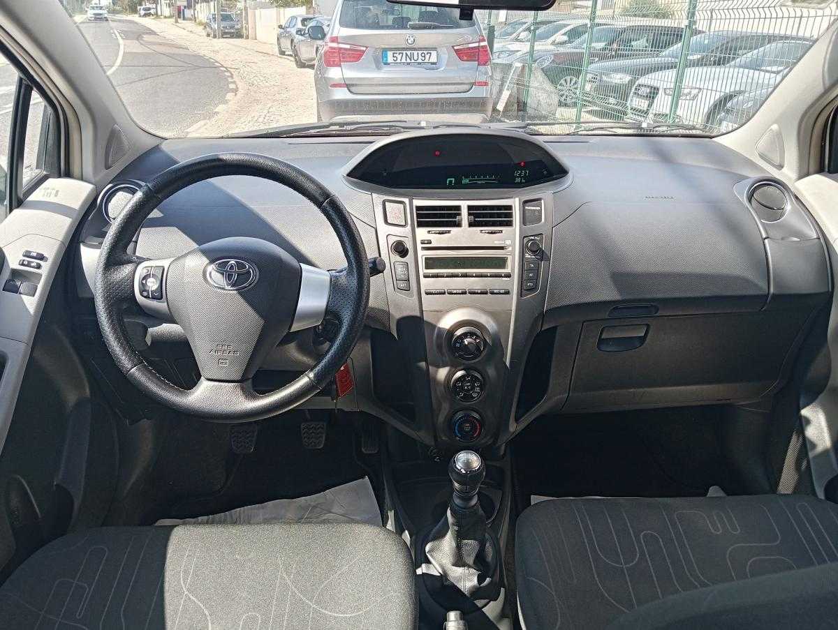 toyota-yaris-2010-diesel-1364cc