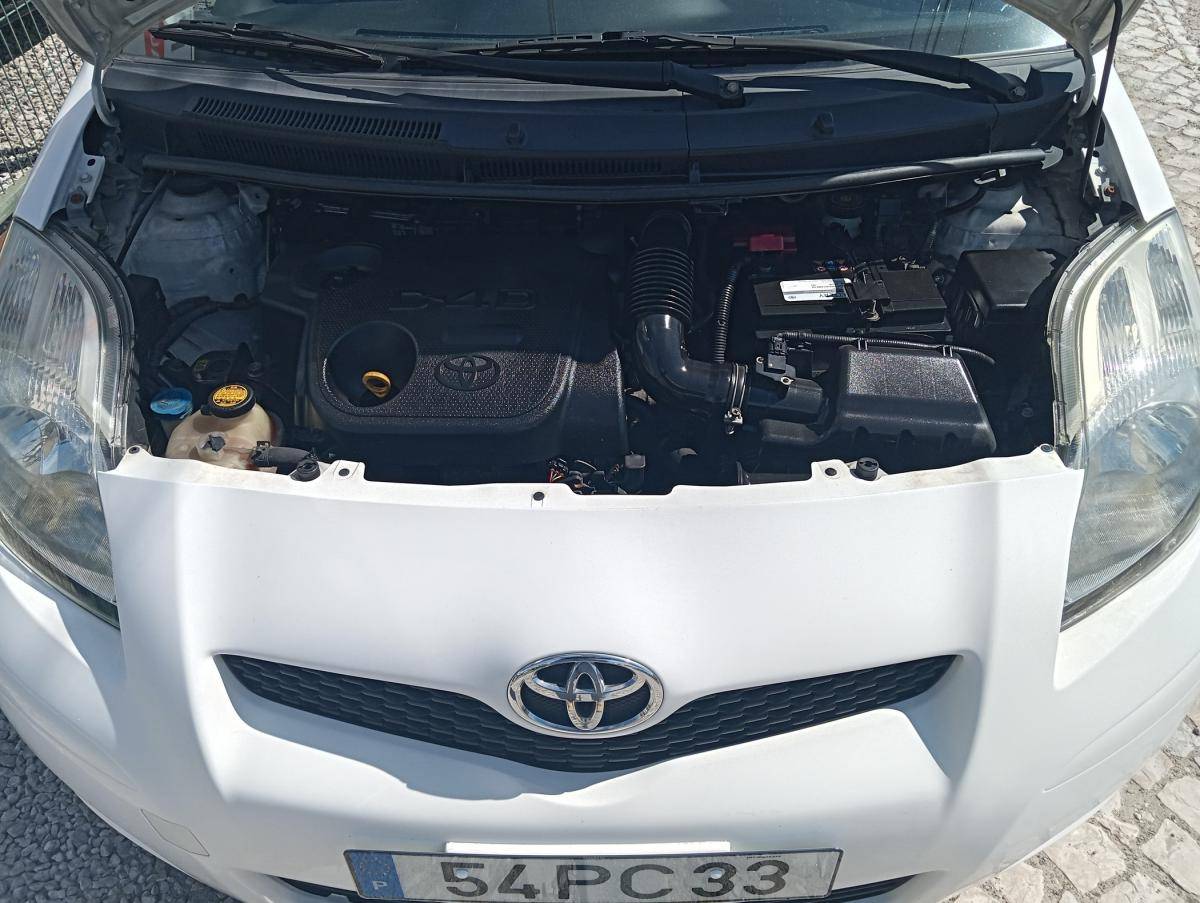 toyota-yaris-2010-diesel-1364cc