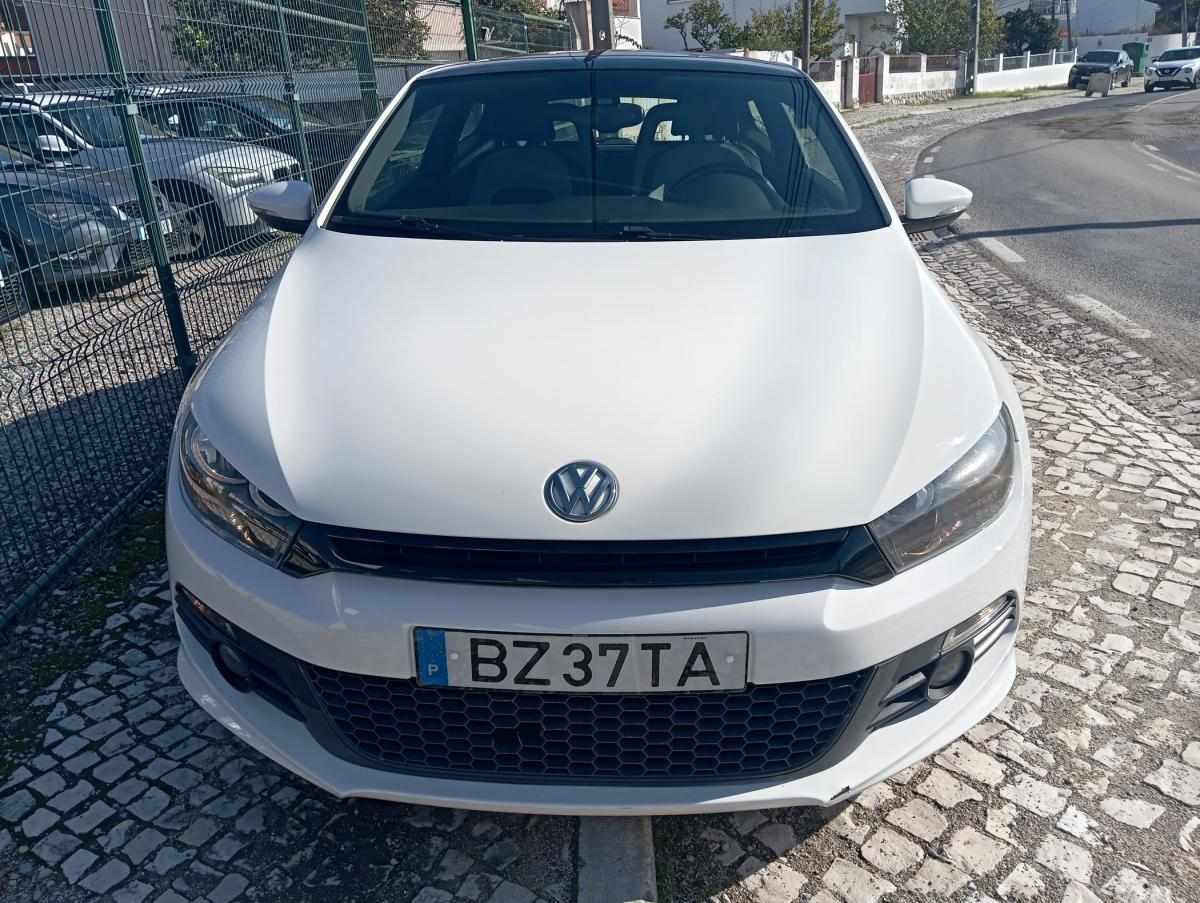 volkswagen-scirocco-2010-diesel-1968cc