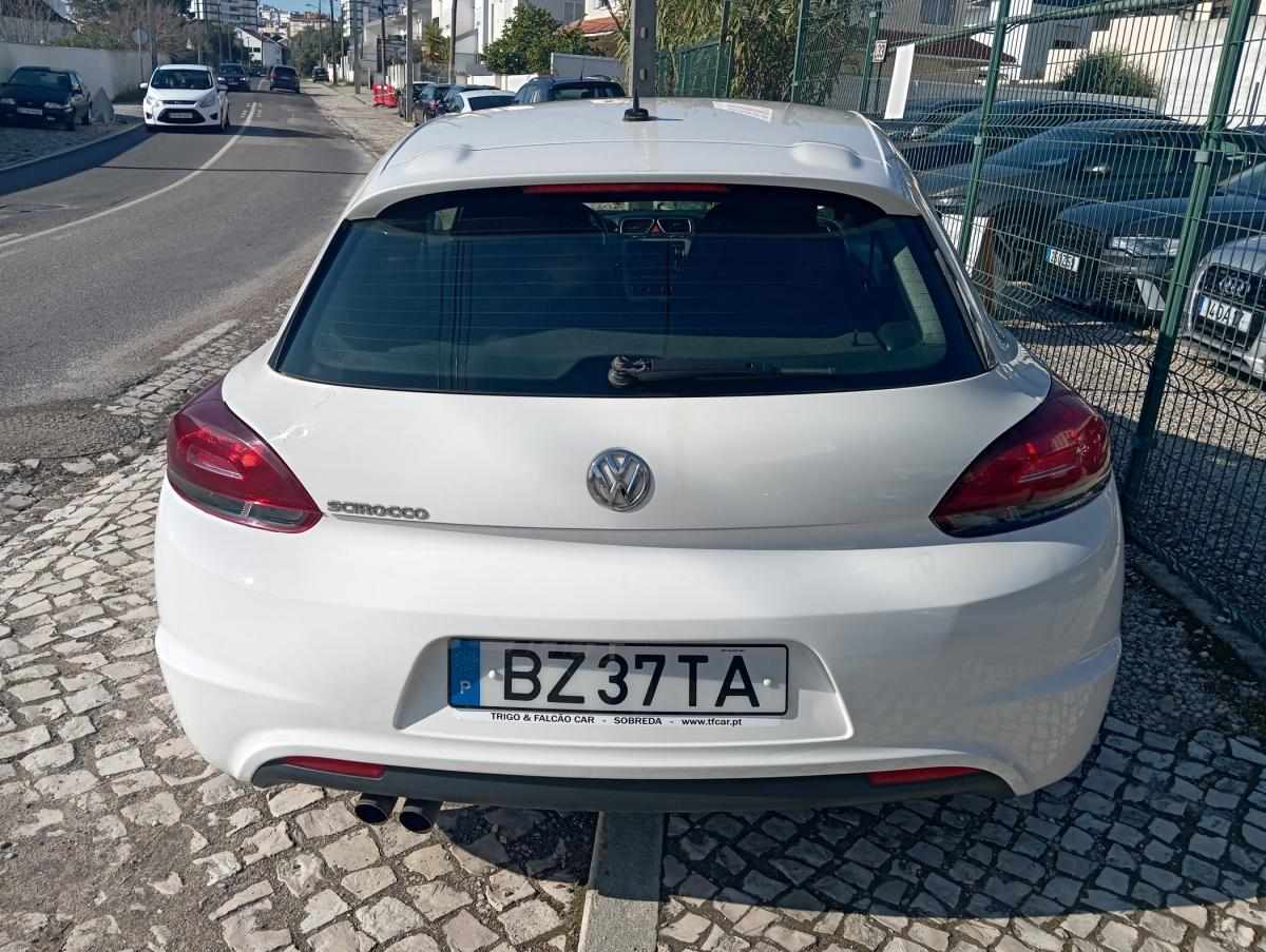 volkswagen-scirocco-2010-diesel-1968cc