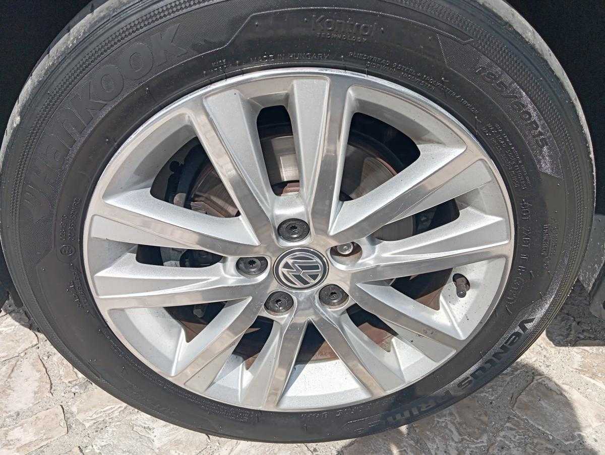 volkswagen-polo-2014-gasolina-999cc