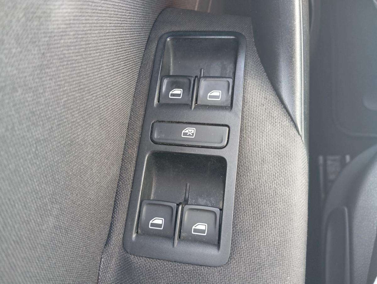 volkswagen-polo-2014-gasolina-999cc