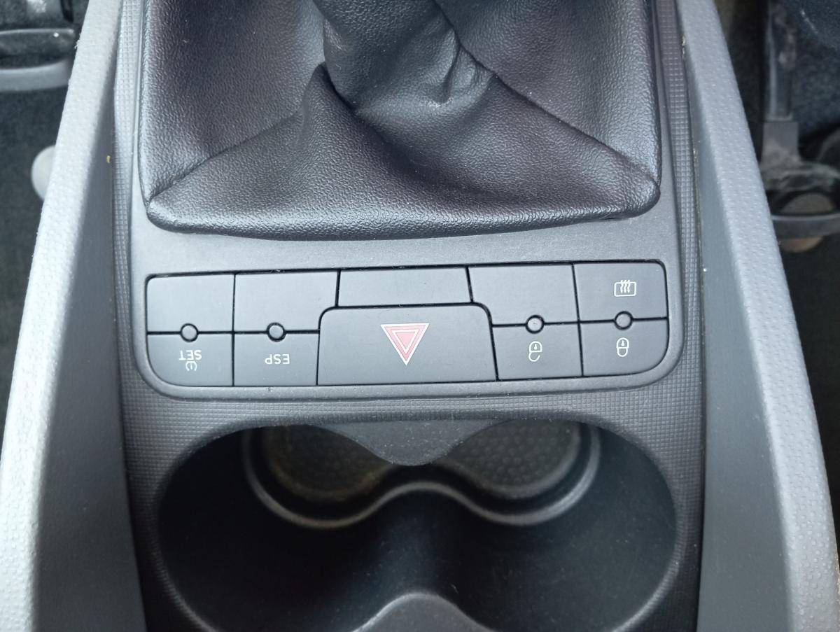 seat-ibiza-2011-gasolina-1198cc