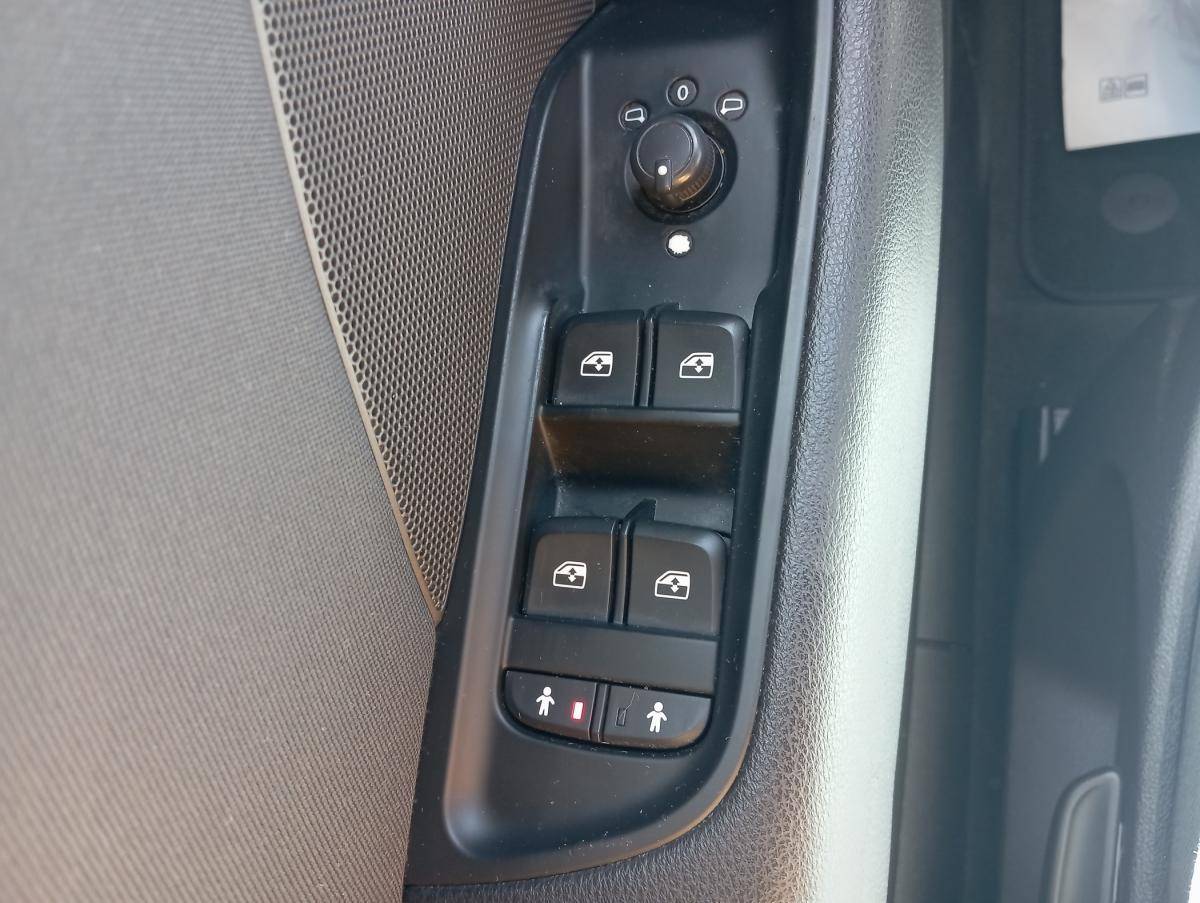 audi-a3-sportback-2017-diesel-1598cc