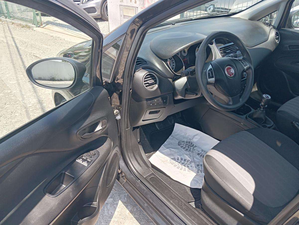 fiat-punto-2018-gasolina-1242cc