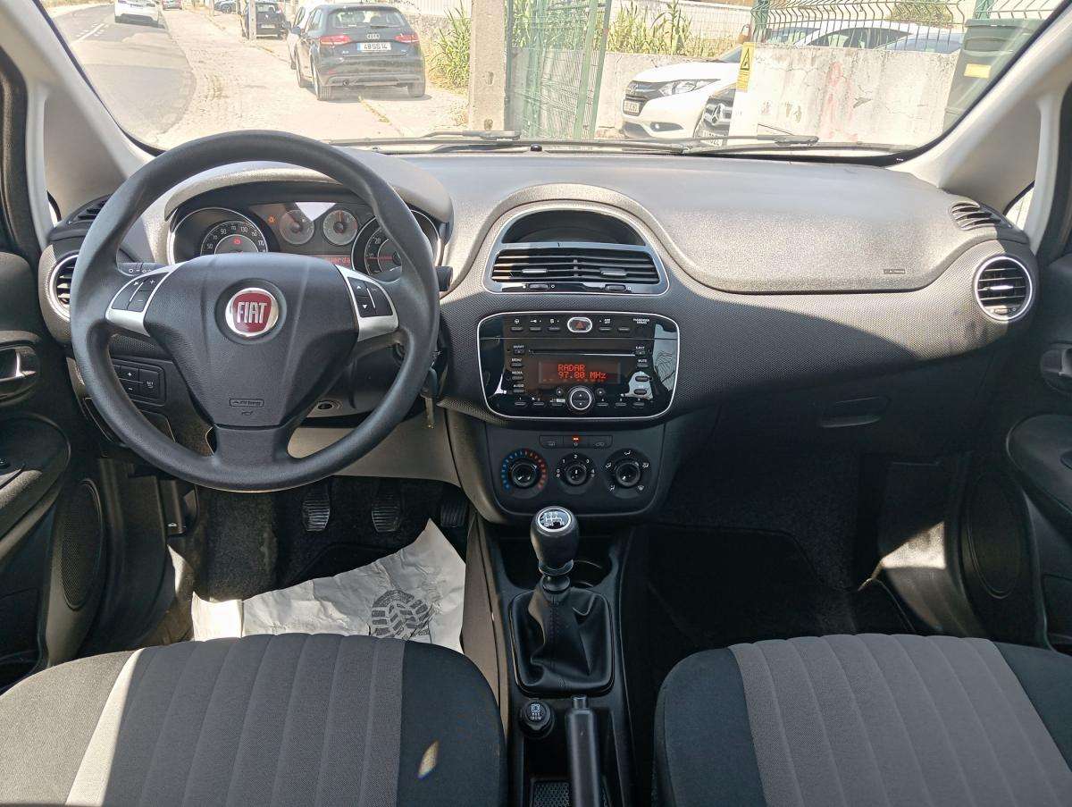 fiat-punto-2018-gasolina-1242cc