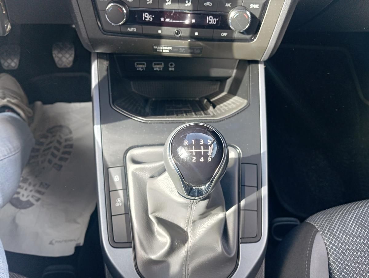 seat-arona-2020-gasolina-999cc