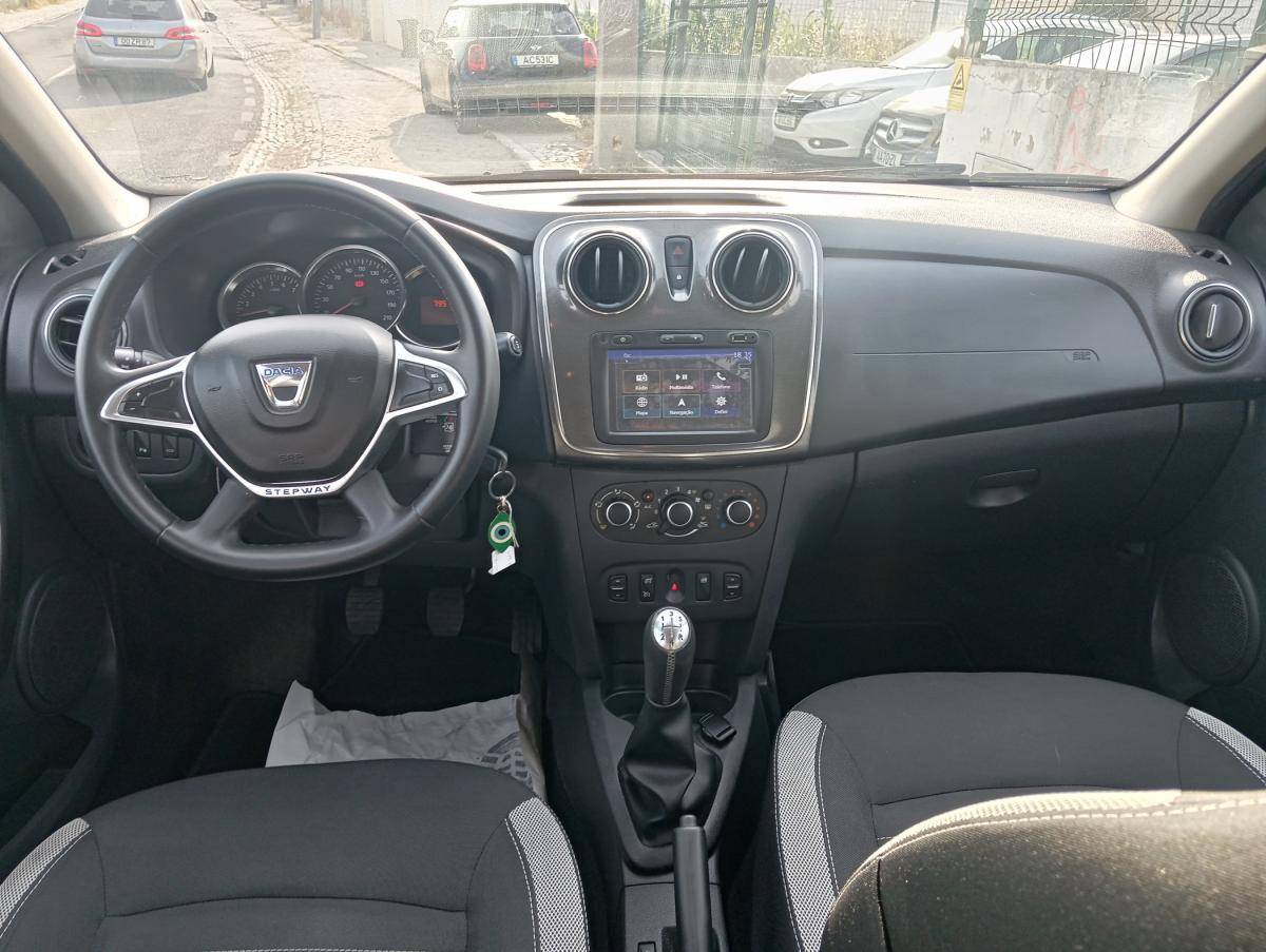 dacia-logan-mcv-2018-gasolina-898cc