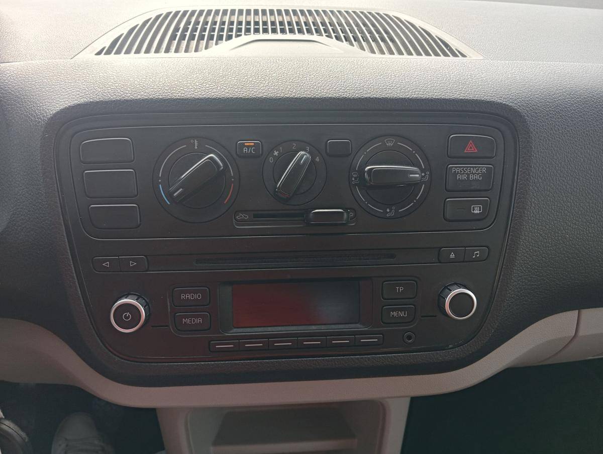 seat-mii-2015-gasolina-999cc