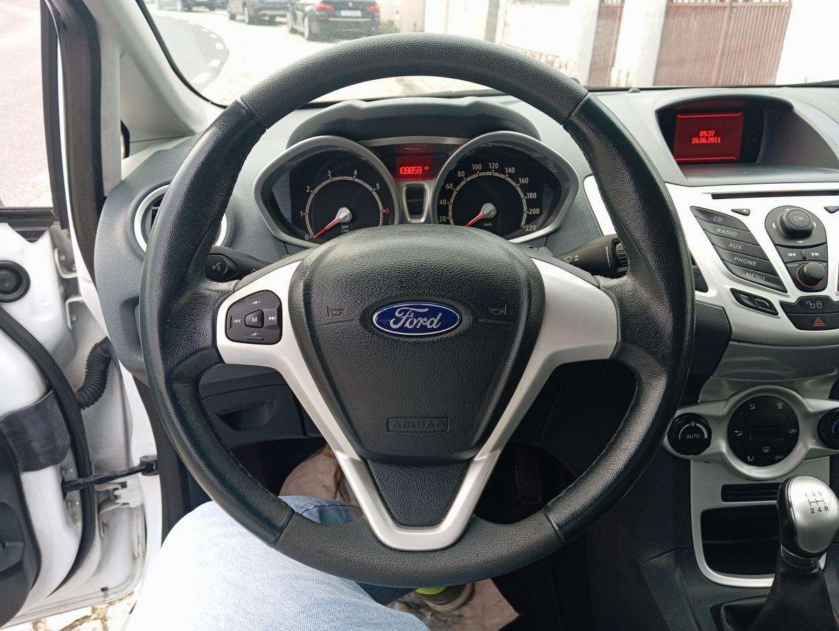 ford-fiesta-2011-gasolina-1242cc