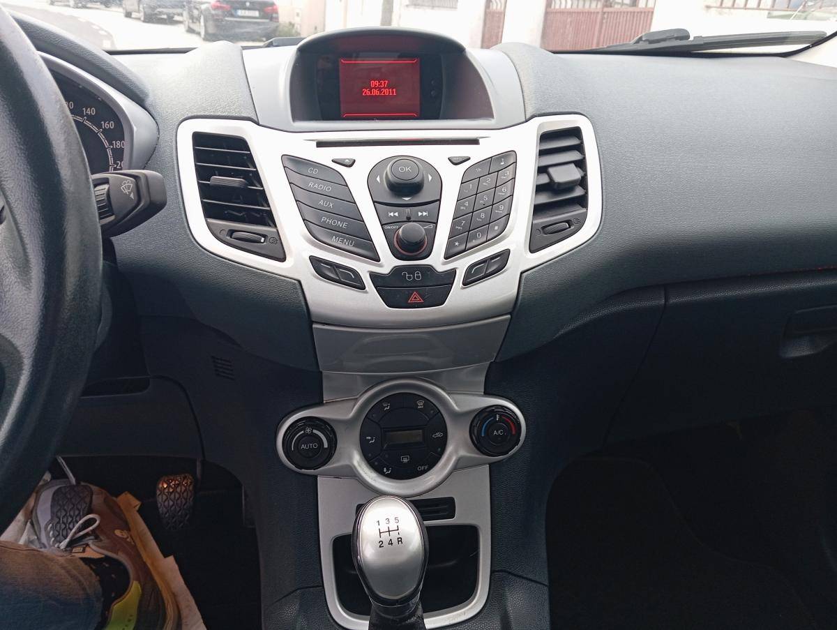 ford-fiesta-2011-gasolina-1242cc