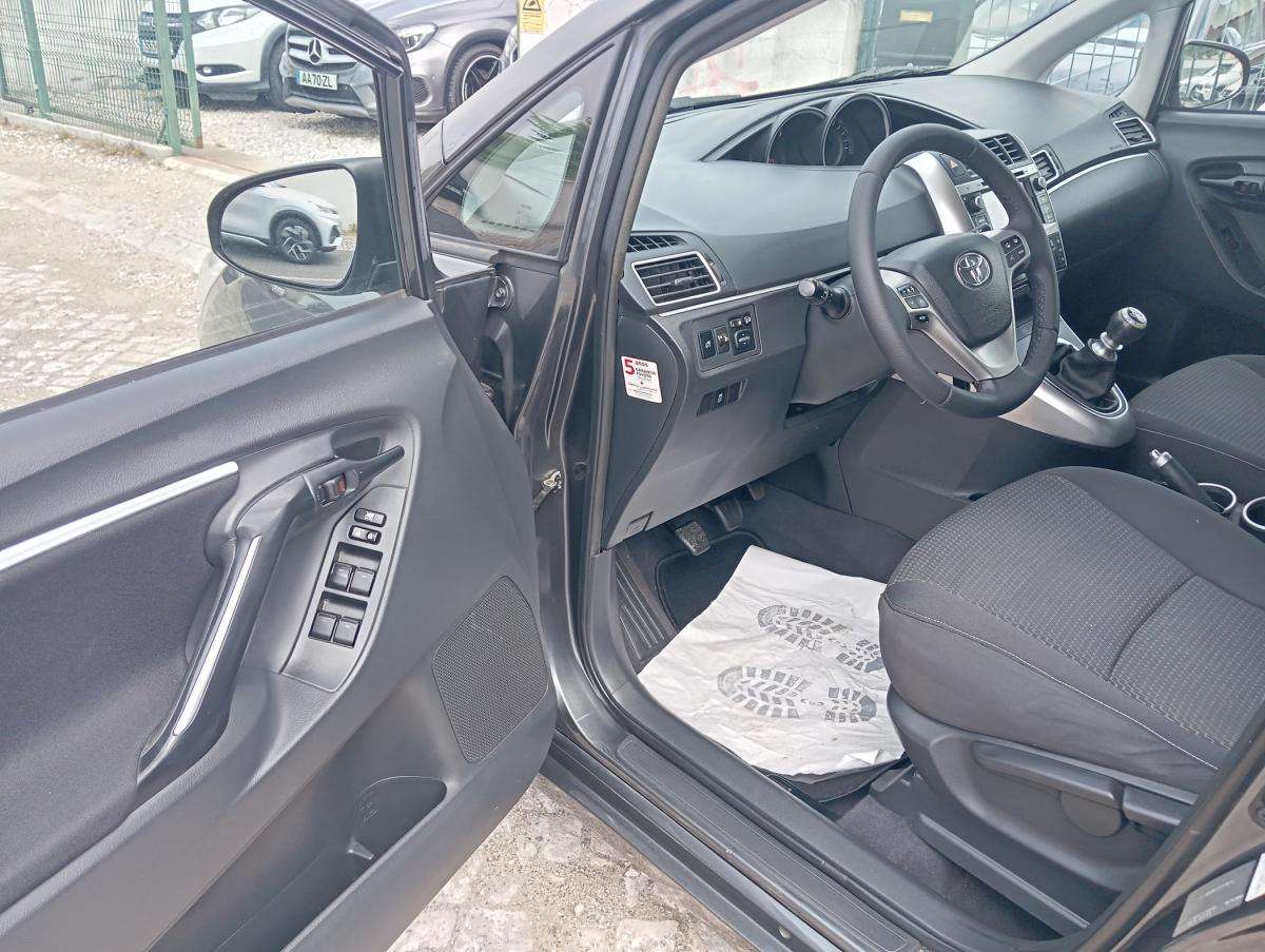 toyota-verso-2015-diesel-1598cc