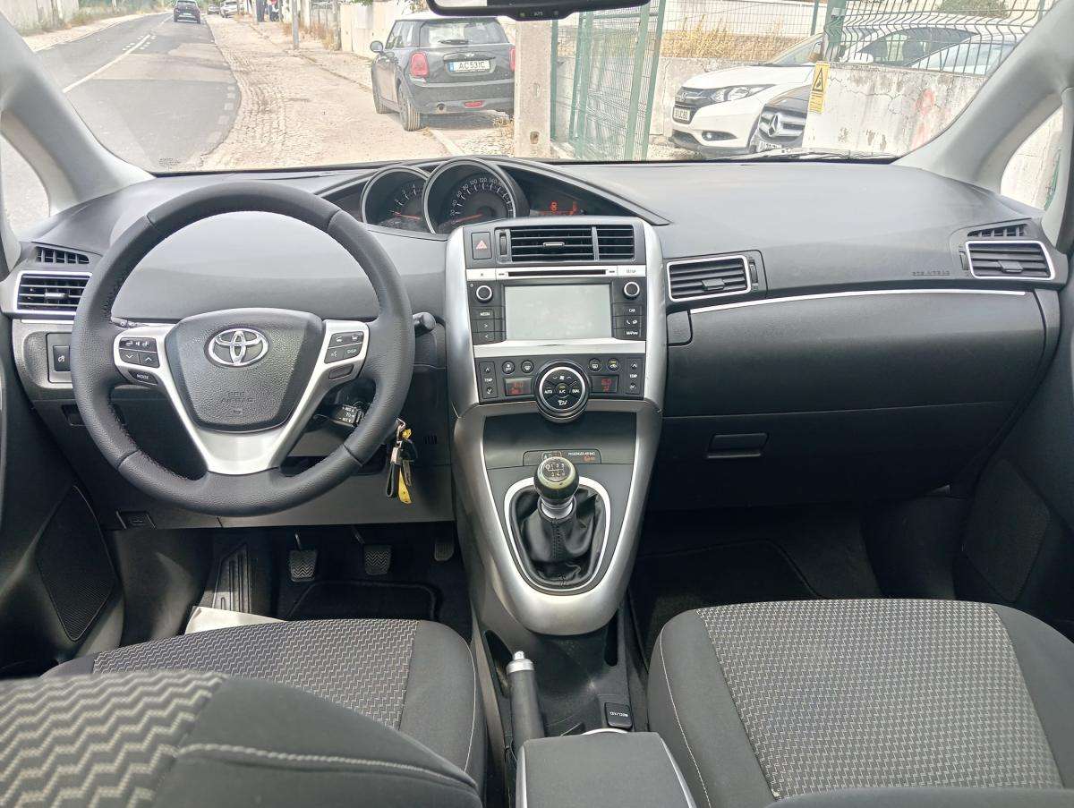 toyota-verso-2015-diesel-1598cc