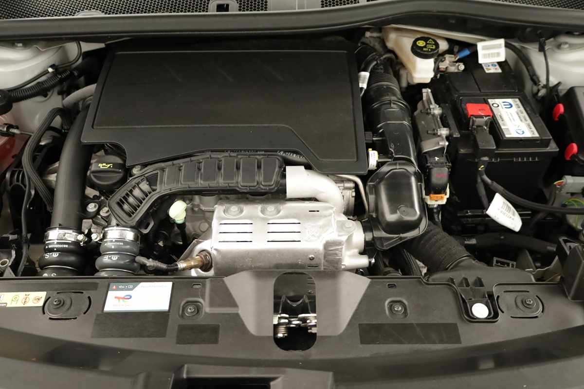 peugeot-2008-2025-gasolina-1199cc