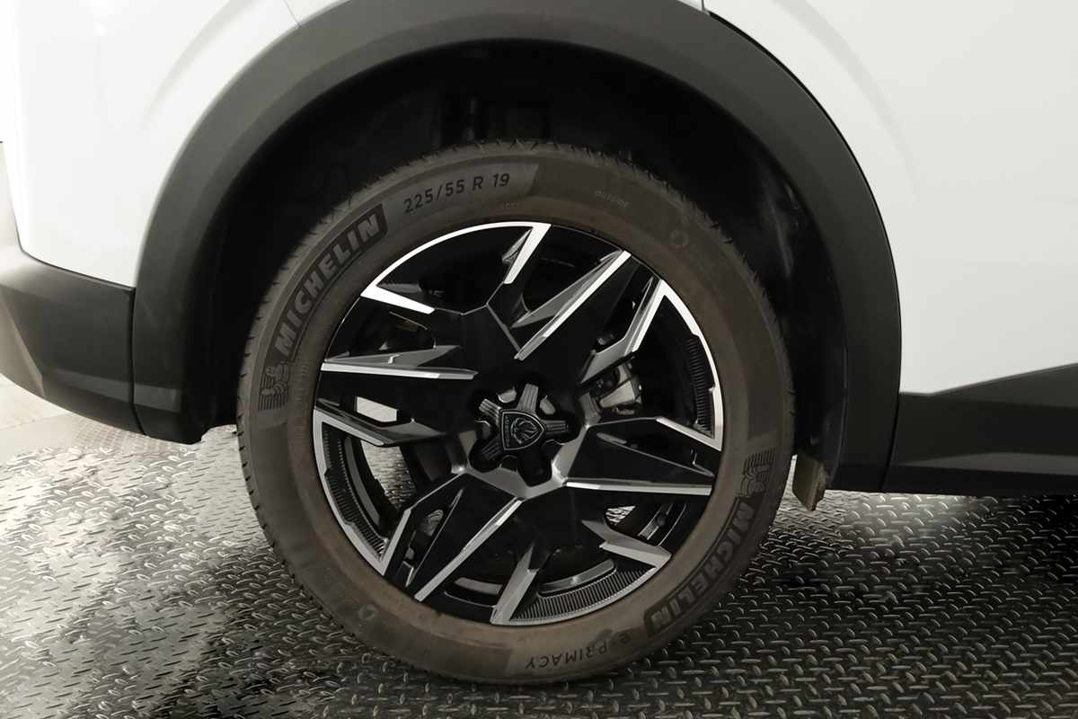 peugeot-3008-2025-gasolina-1199cc