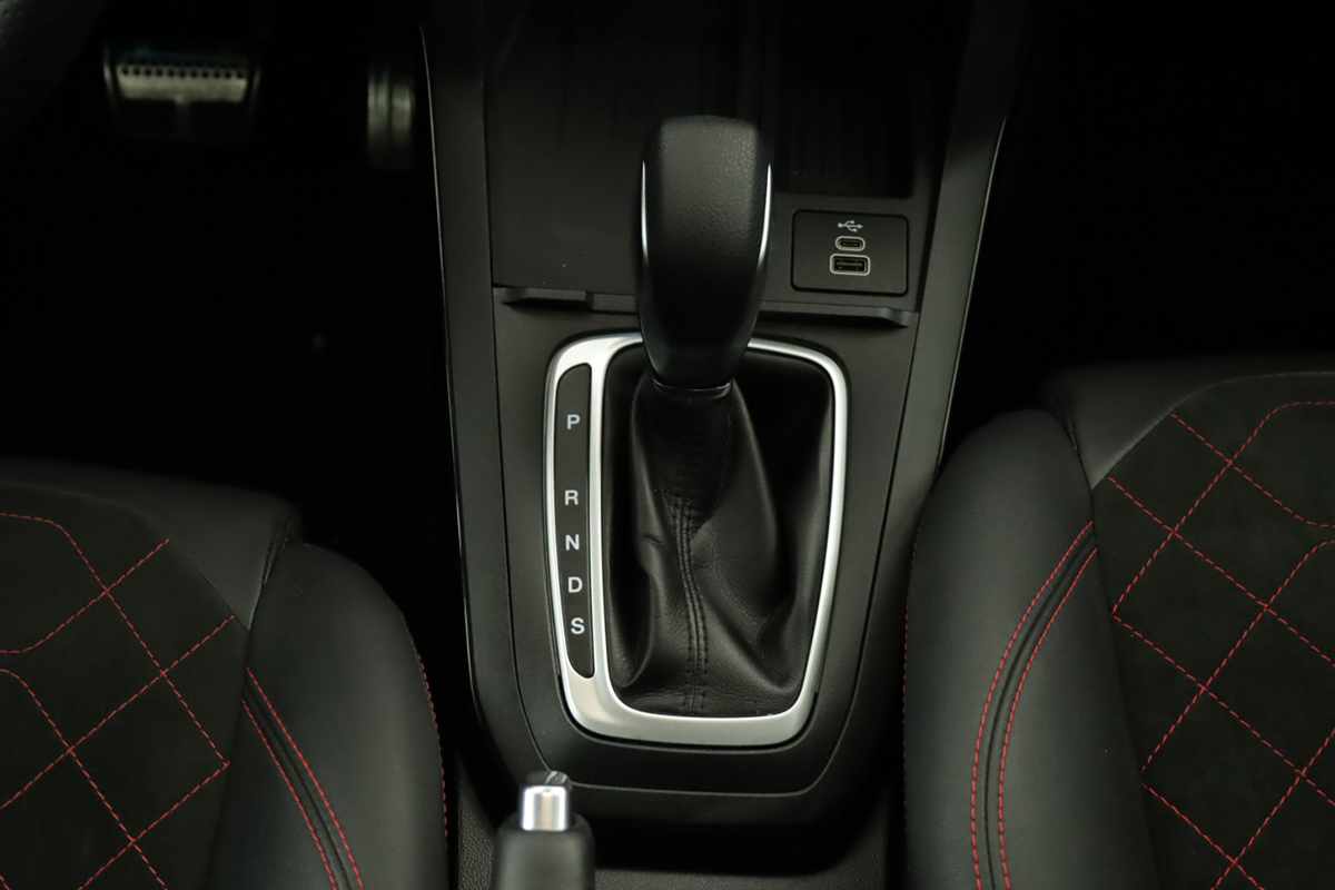 ford-puma-2025-gasolina-998cc