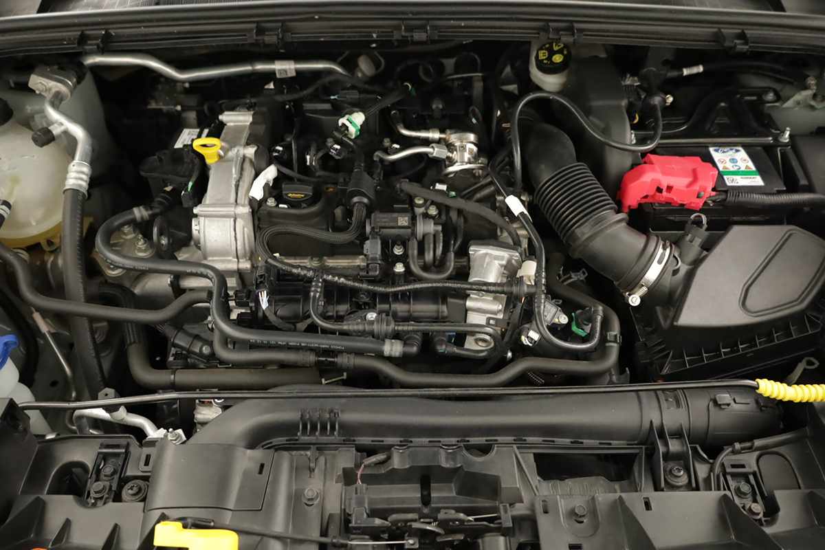 ford-puma-2025-gasolina-998cc