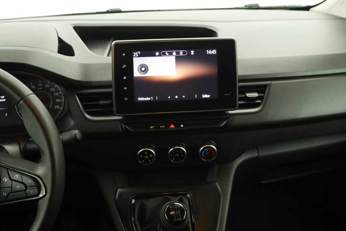 renault-kangoo-2024-diesel-1461cc