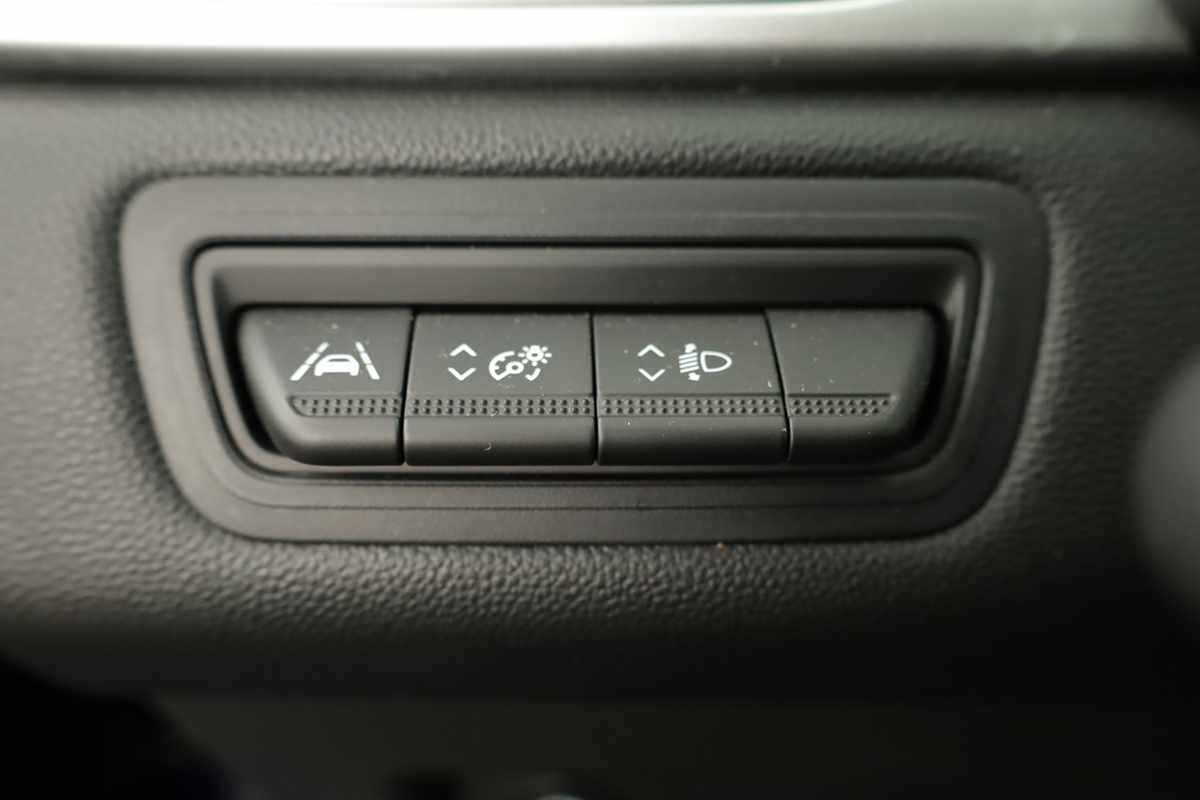 renault-captur-2024-gpl-999cc