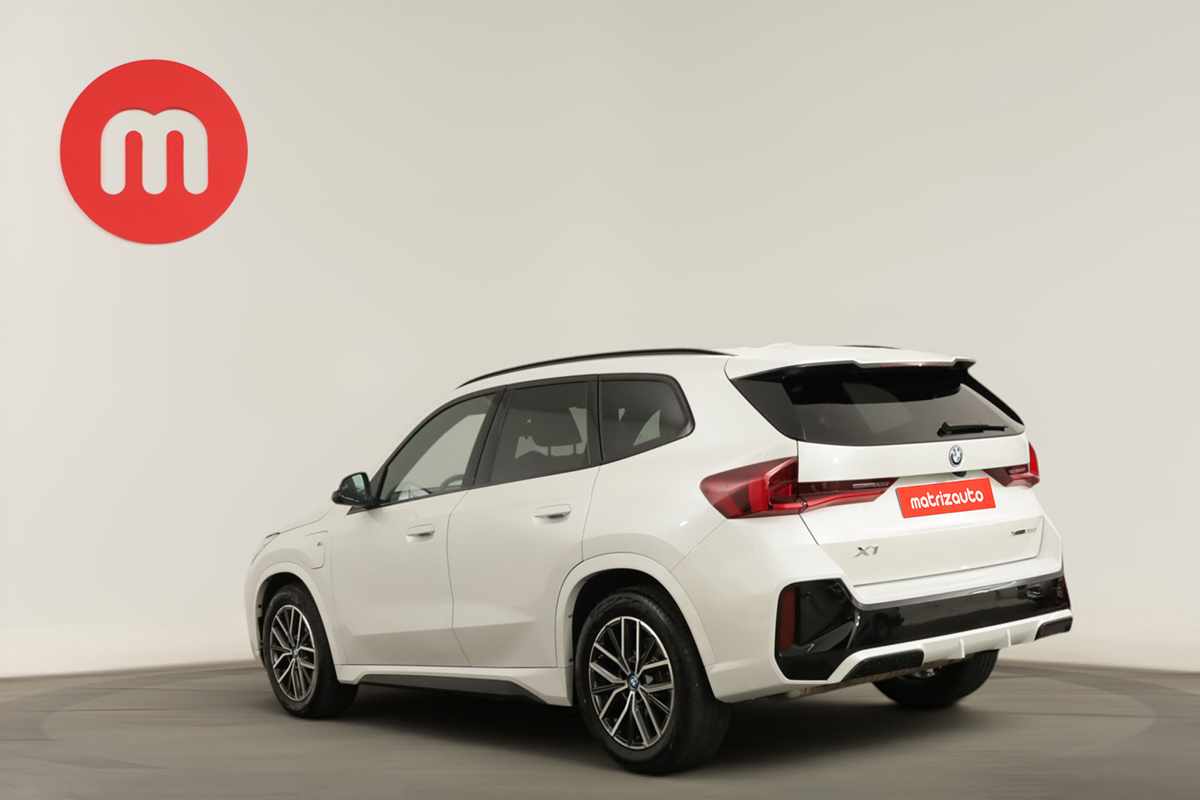 bmw-x1-2025-hibrido-a-gasolina-1499cc