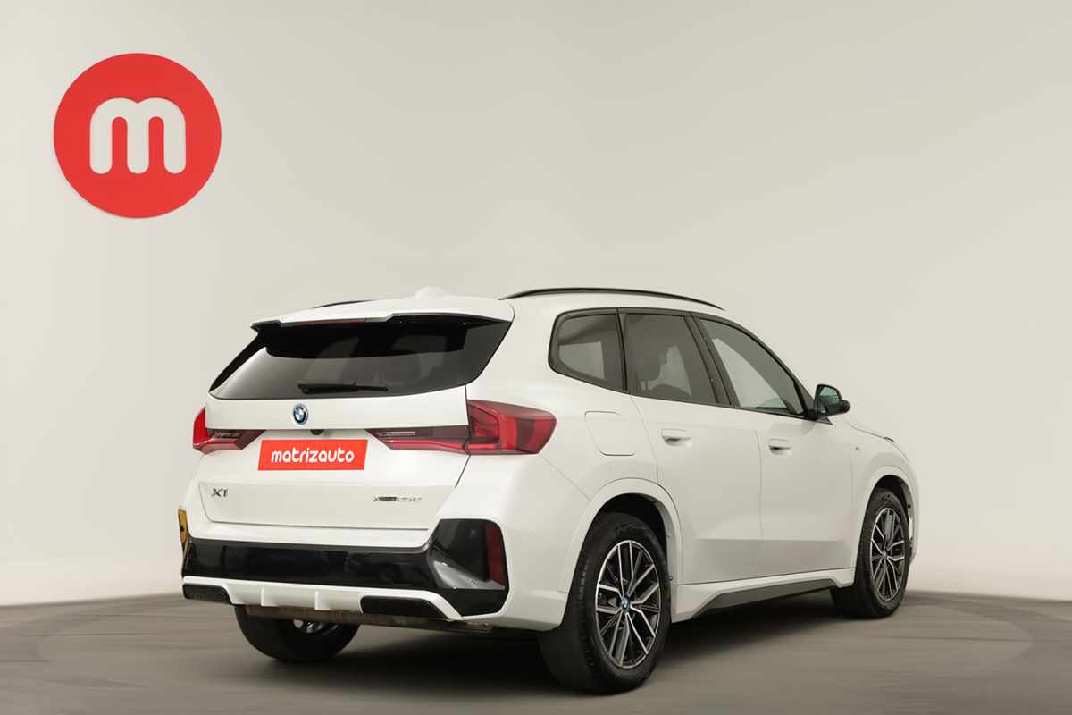 bmw-x1-2025-hibrido-a-gasolina-1499cc