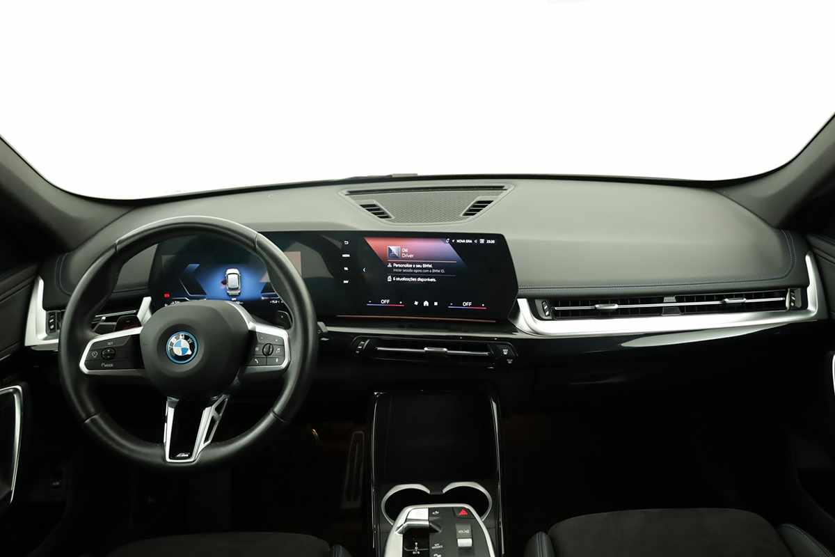 bmw-x1-2025-hibrido-a-gasolina-1499cc