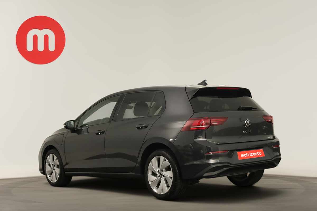 volkswagen-golf-2025-hibrido-a-gasolina-1498cc
