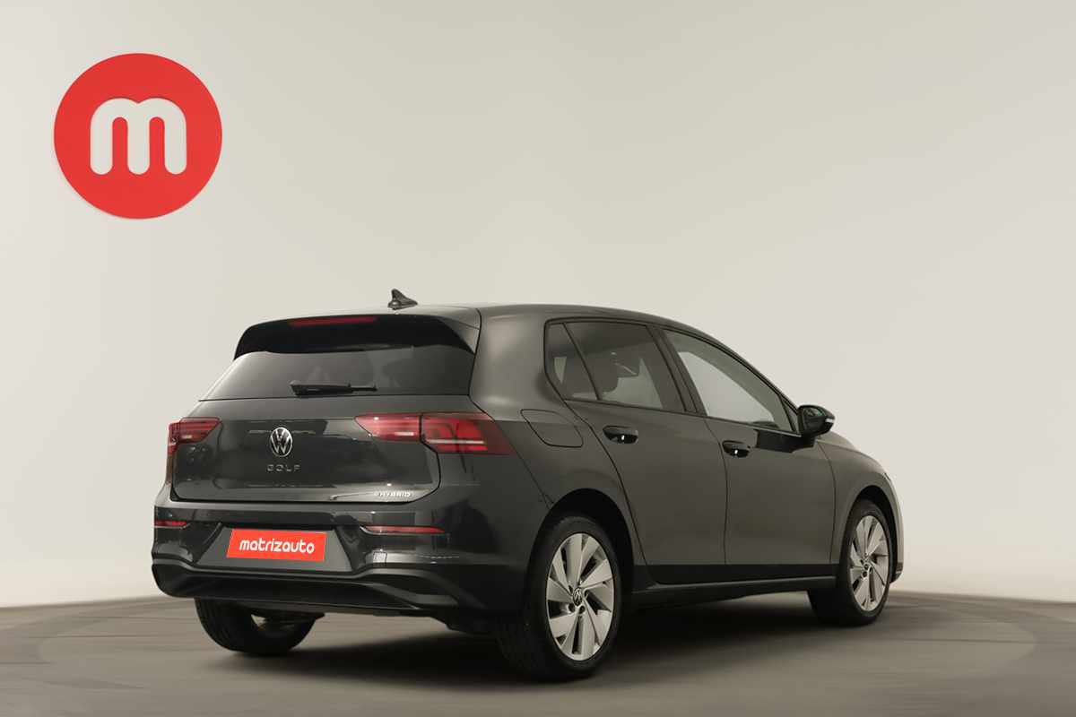 volkswagen-golf-2025-hibrido-a-gasolina-1498cc