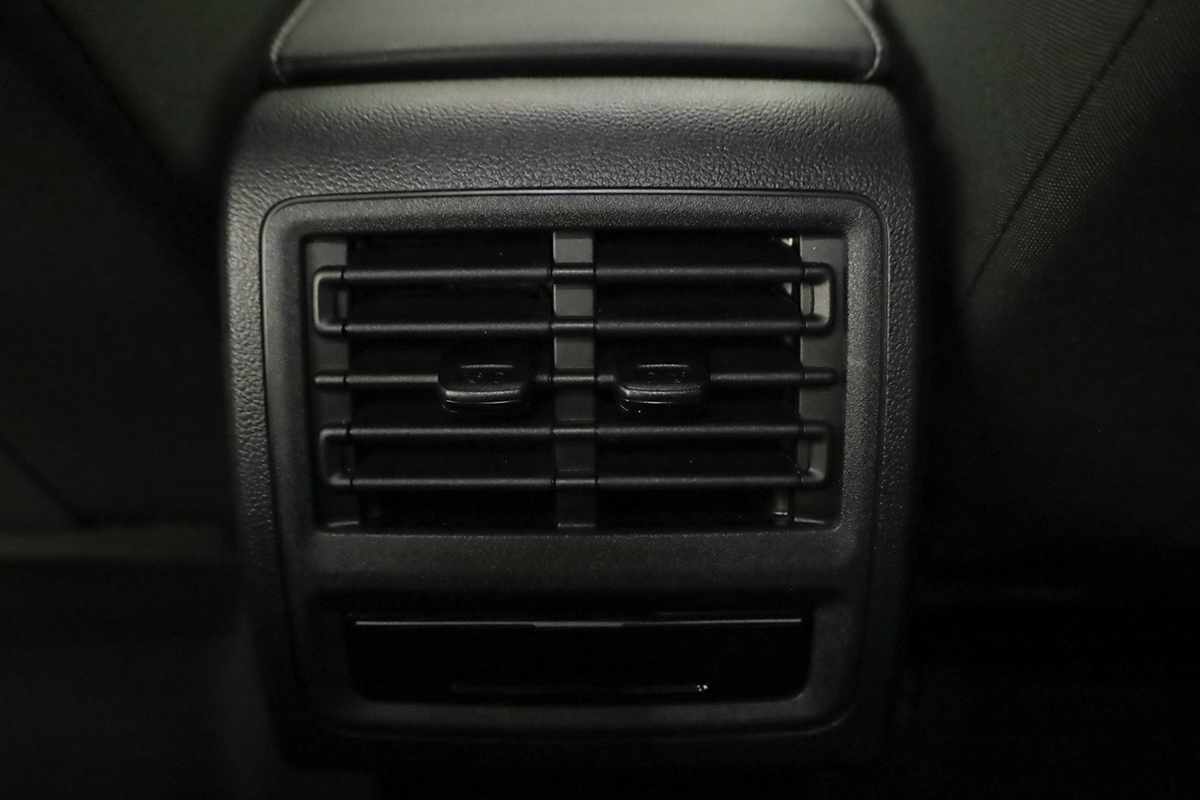volkswagen-golf-2025-hibrido-a-gasolina-1498cc