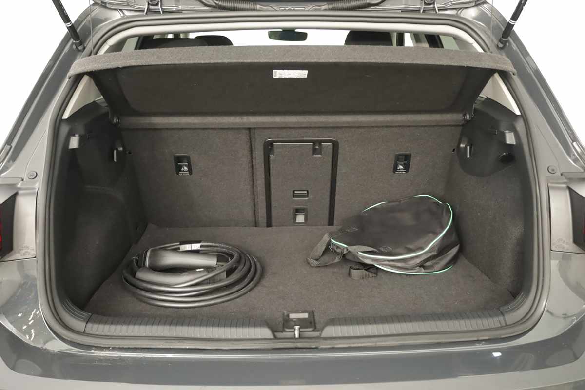 volkswagen-golf-2025-hibrido-a-gasolina-1498cc