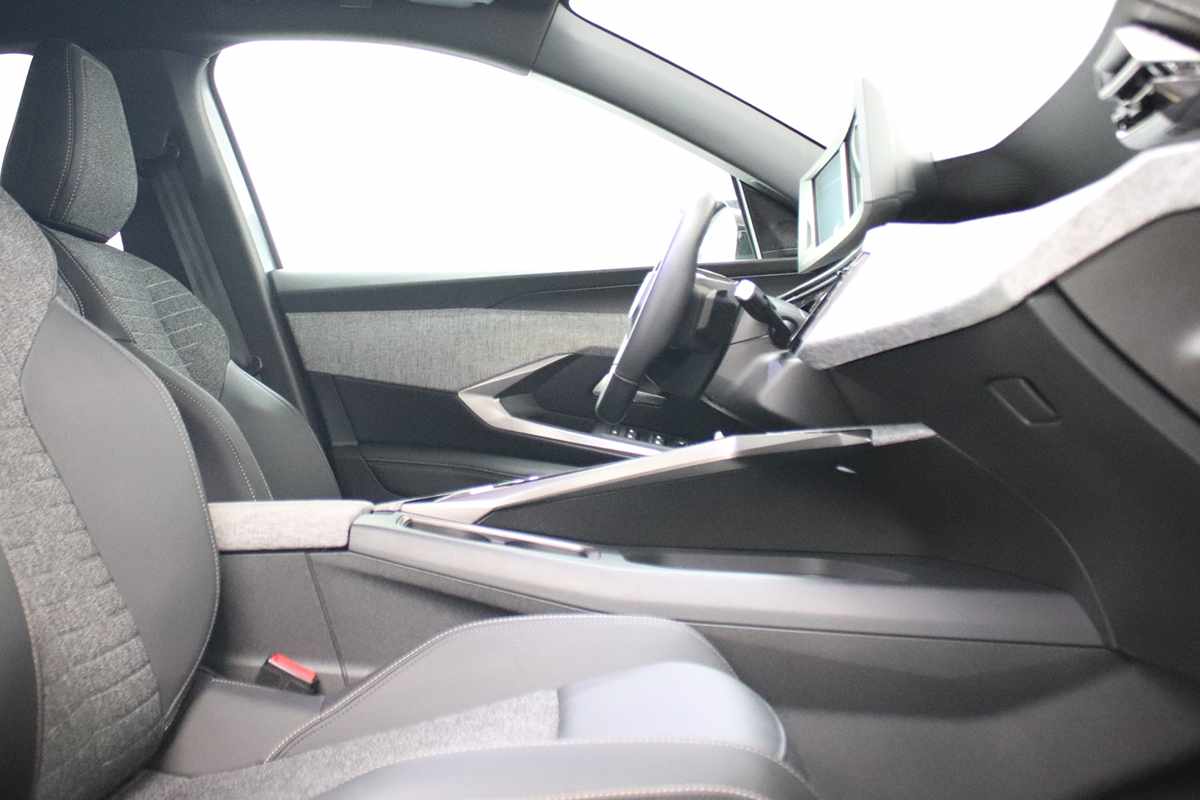 peugeot-3008-2025-gasolina-1199cc