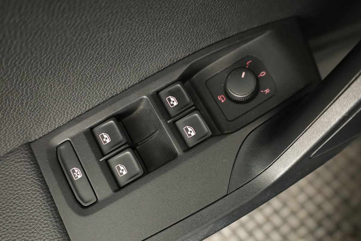 seat-ibiza-2024-gasolina-999cc