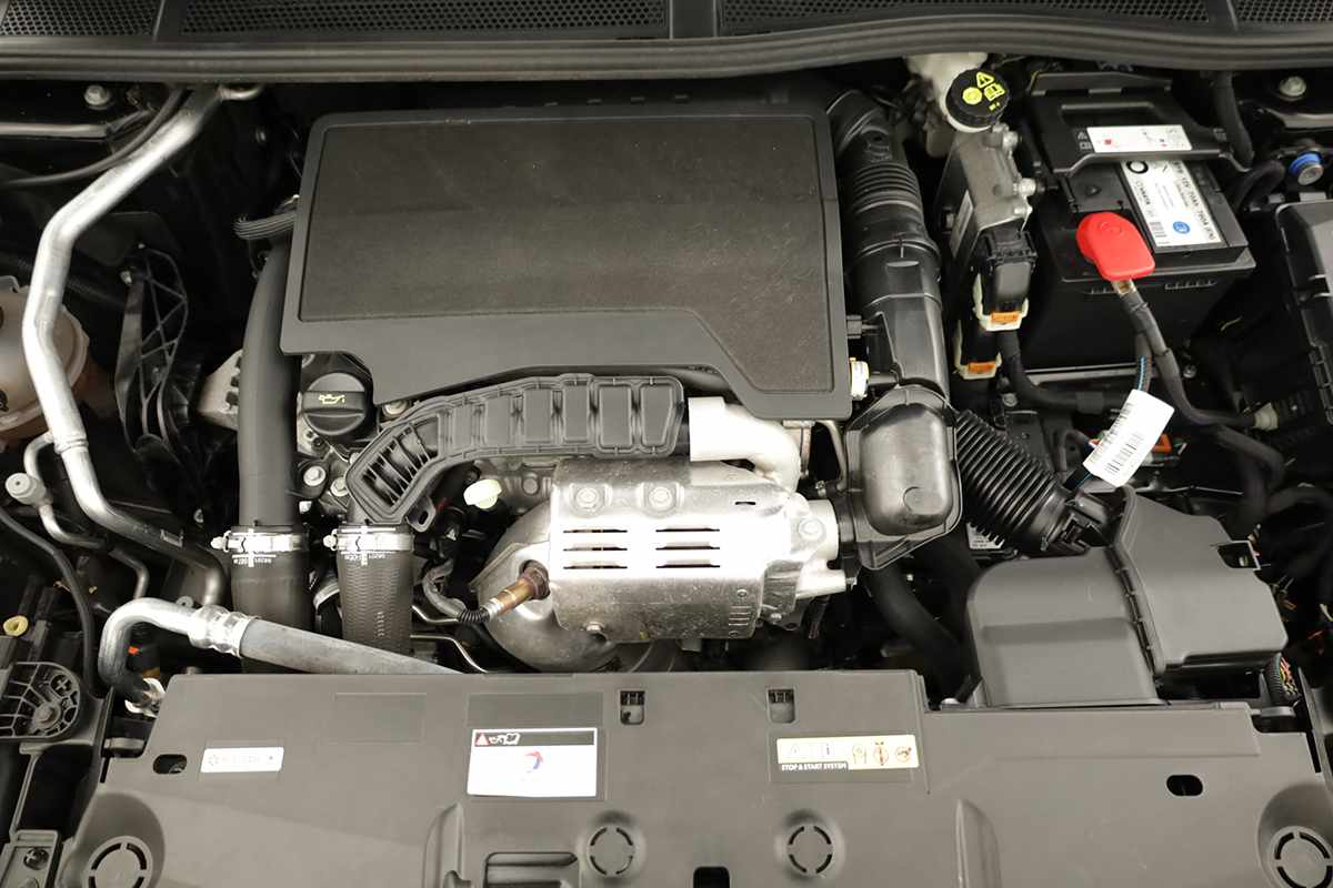 peugeot-308-2024-gasolina-1199cc