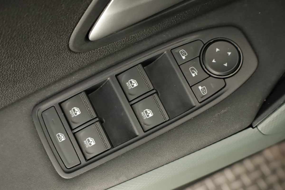 dacia-duster-2025-gpl-999cc