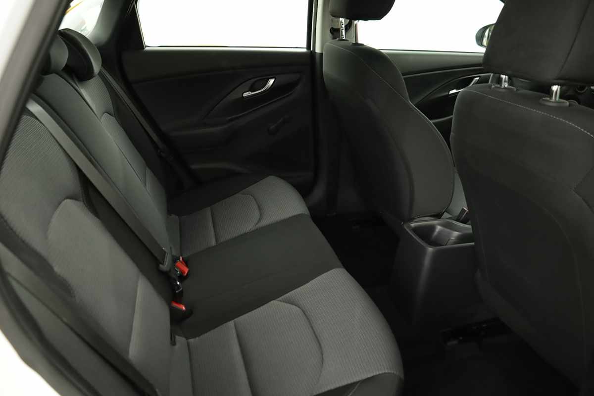hyundai-i30-2025-gasolina-998cc