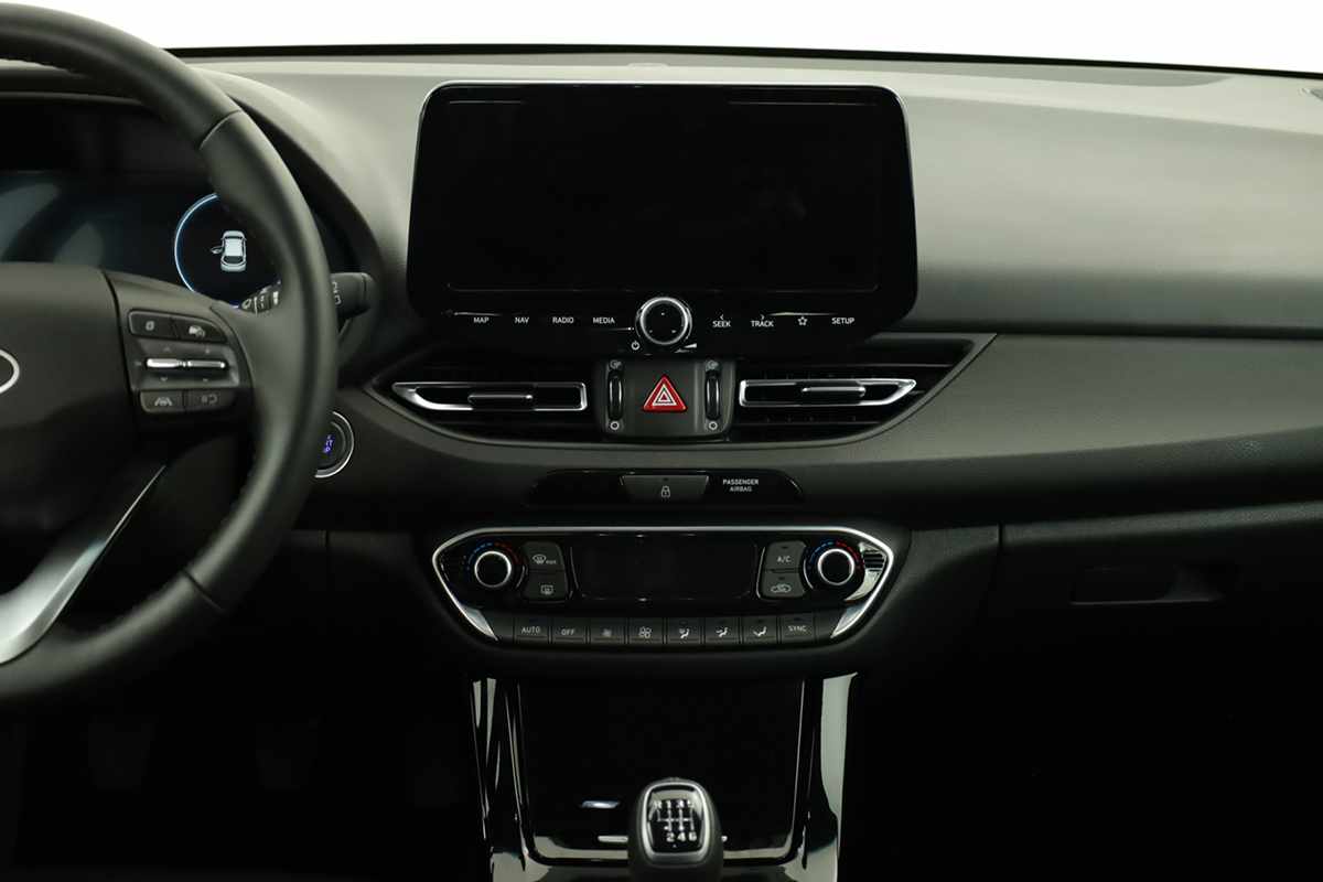 hyundai-i30-2024-gasolina-998cc