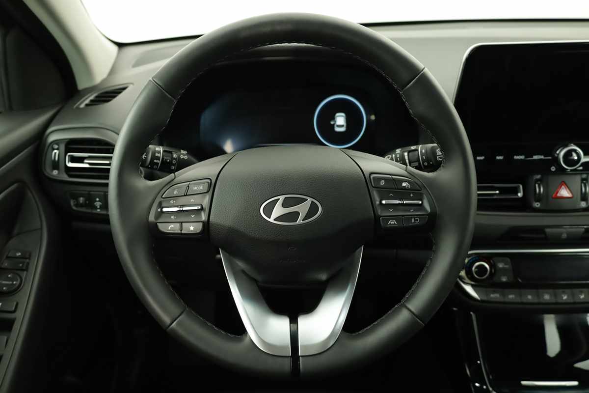 hyundai-i30-2024-gasolina-998cc
