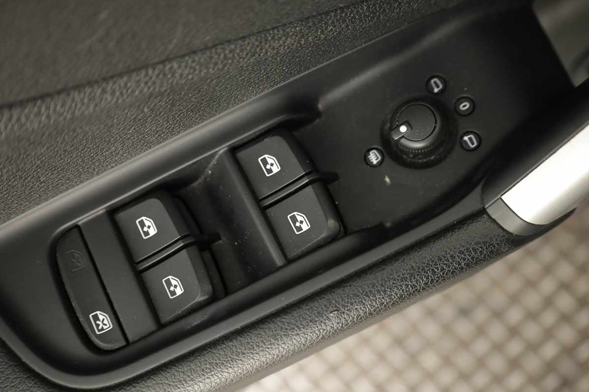 audi-q2-2023-gasolina-1498cc