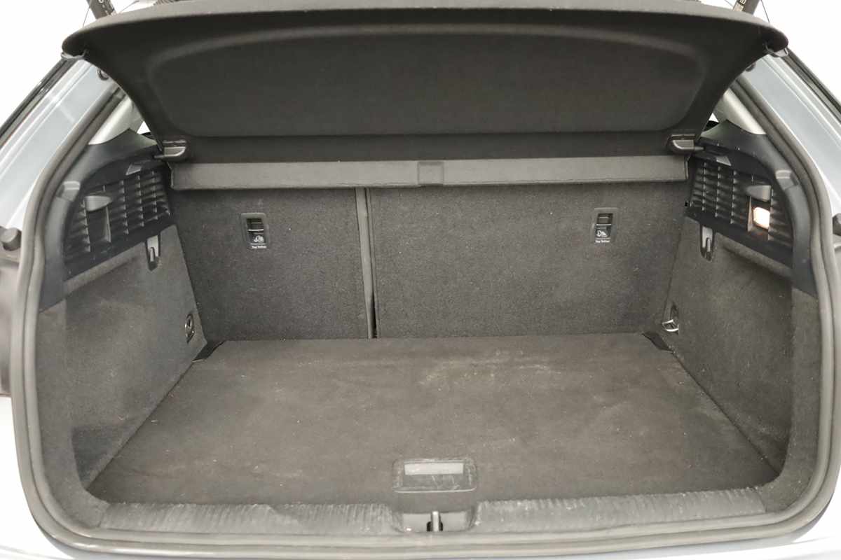 audi-q2-2023-gasolina-1498cc