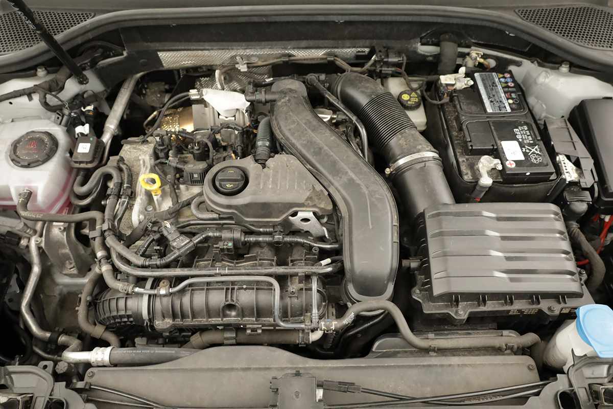 audi-q2-2023-gasolina-1498cc