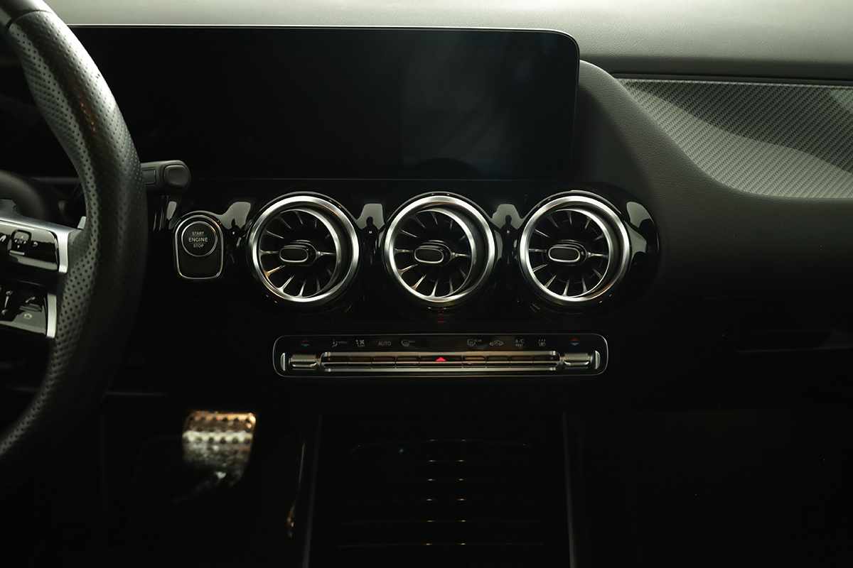 mercedes-benz-classe-b-2024-hibrido-a-gasolina-1332cc