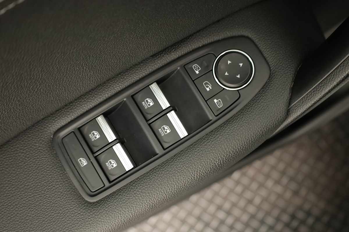 renault-captur-2023-gpl-999cc